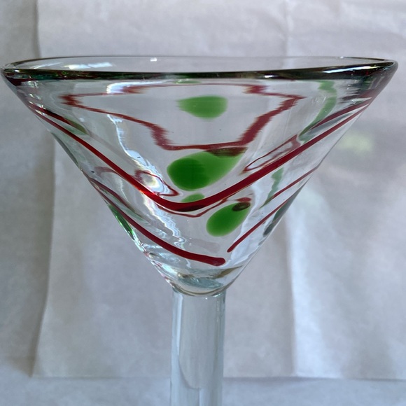 Martini Glasses Set of 2 Hand Blown Clear Glass with Green Dots Red Swirls NICE! - Picture 4 of 9